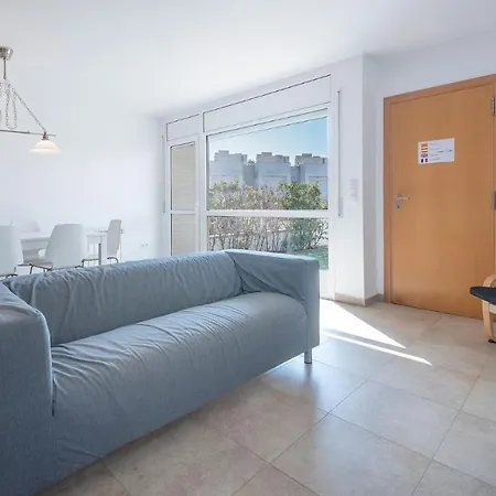 Eulalia Apartments, Tarracohomes بيت للعطل التافولا