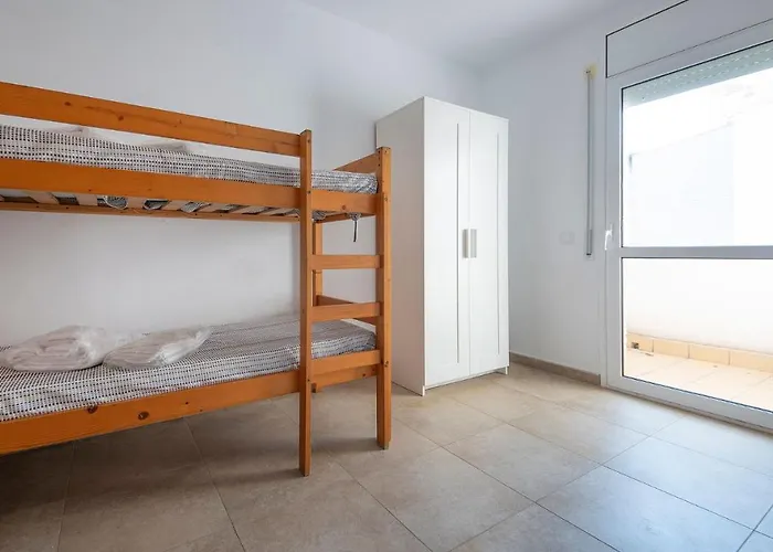 Сasa de vacaciones Eulalia Apartments, Tarracohomes